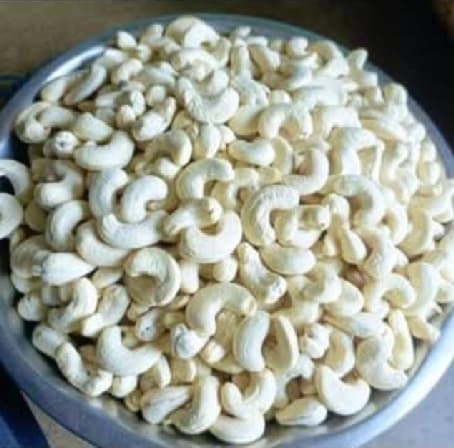 काजू विकणे आहे