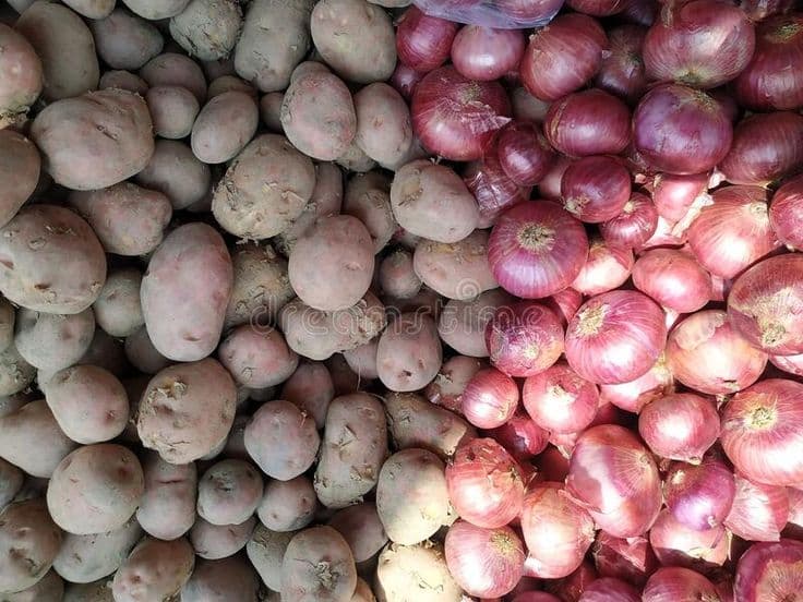 कांदे बटाटे विकत पाहिजे