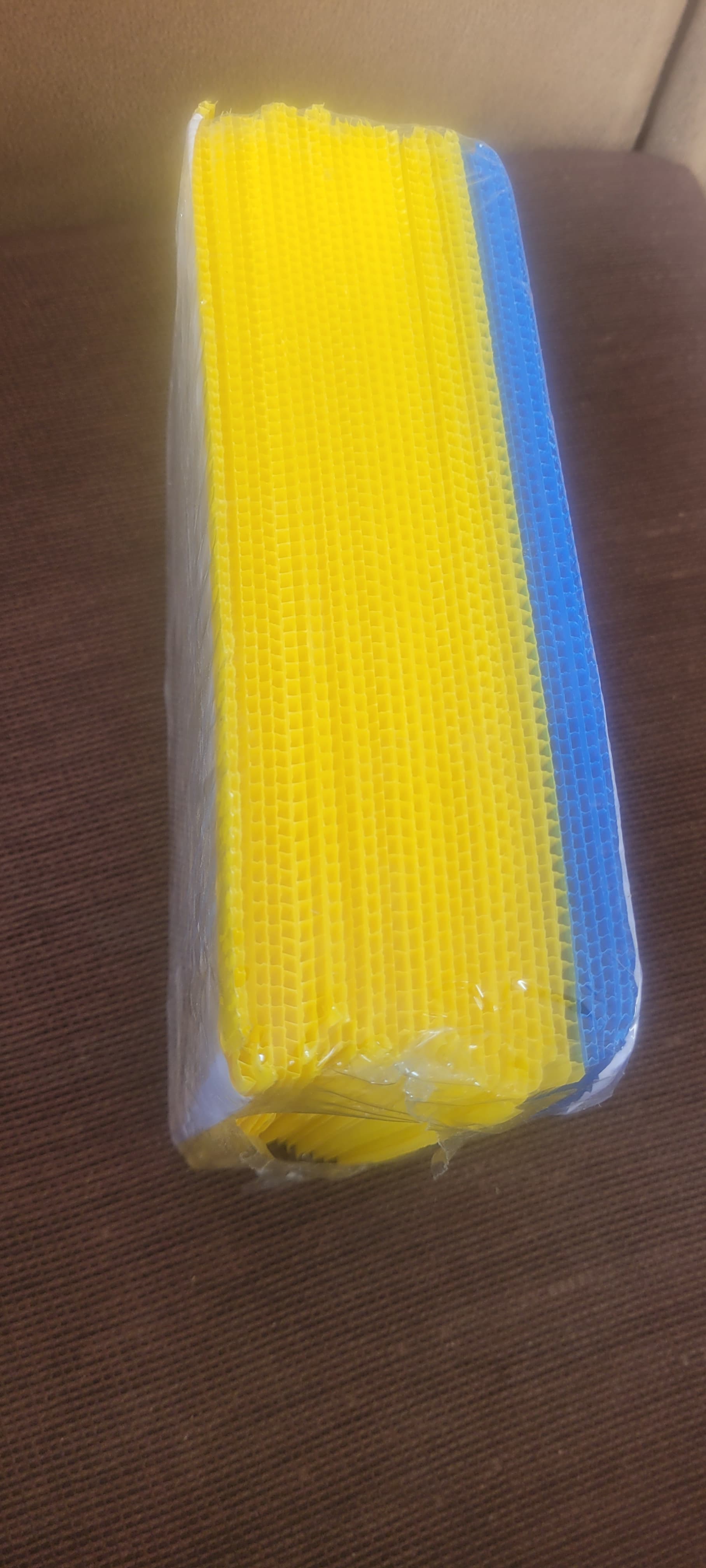 शेतीसाठी उपयुक्त दर्जेदार चिकट सापळे व गंध सापळे उपलब्ध! 