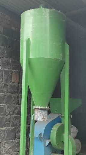 मका भरडा मशीन विकणे आहे